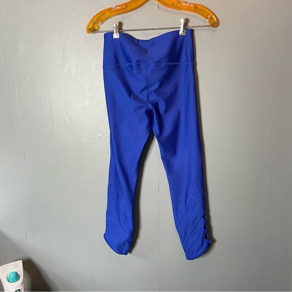 Under Armour Cobalt Blue Athletic cut out compression Leggings size small - Picture 5 of 9